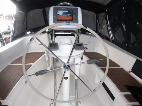 2009 HUNTER 36 Sailboat for sale in Seattle, WA - image 7 